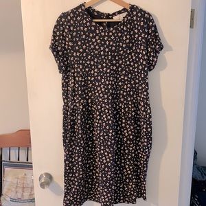 Loft floral sweatshirt tee dress with button details M
